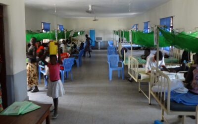 Martha Children ward May 2015 (1) faces blurred